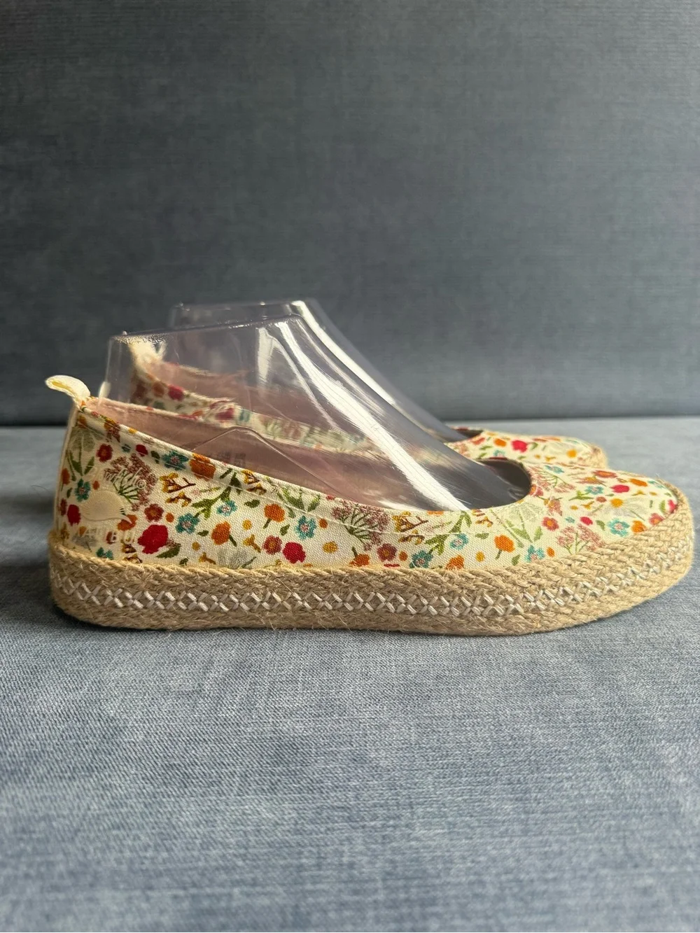 Blowfish Malibu Benita Floral Espadrille Flats Women’s SZ 7M New Cottagecore